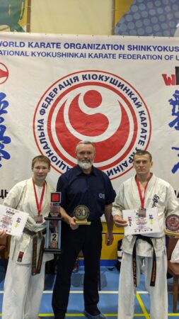 Чемпіонат України серед «ветеранів» 35 років та Кубок України з кіокушинкай карате
