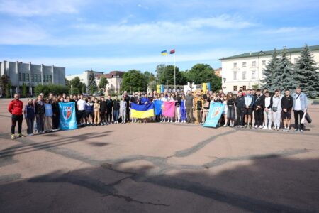 Найпотужніші команди Хмельниччини вирушили за перемогою до столиці