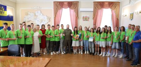 Сергій Тюрін привітав переможців волейбольного турніру “Пліч-о-пліч”