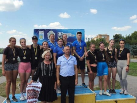 Хмельницькі веслувальники підкорили Умань: блискучі результати на Чемпіонаті України!